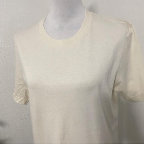 Bella Canvas Unisex Ivory Plain T-Shirt Size Medium NWOT - Picture 2 of 5